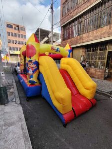 Renta de juegos inflables económicos para celebraciones