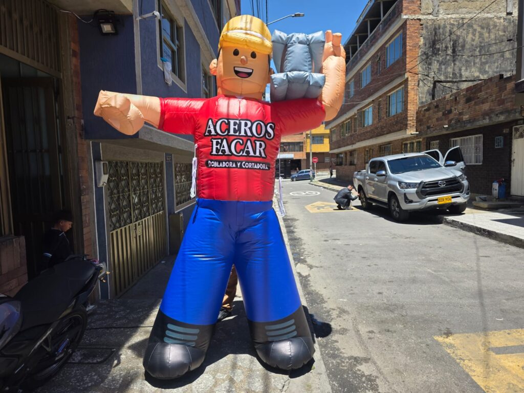 Fabricación profesional de llamadores inflables publicitarios