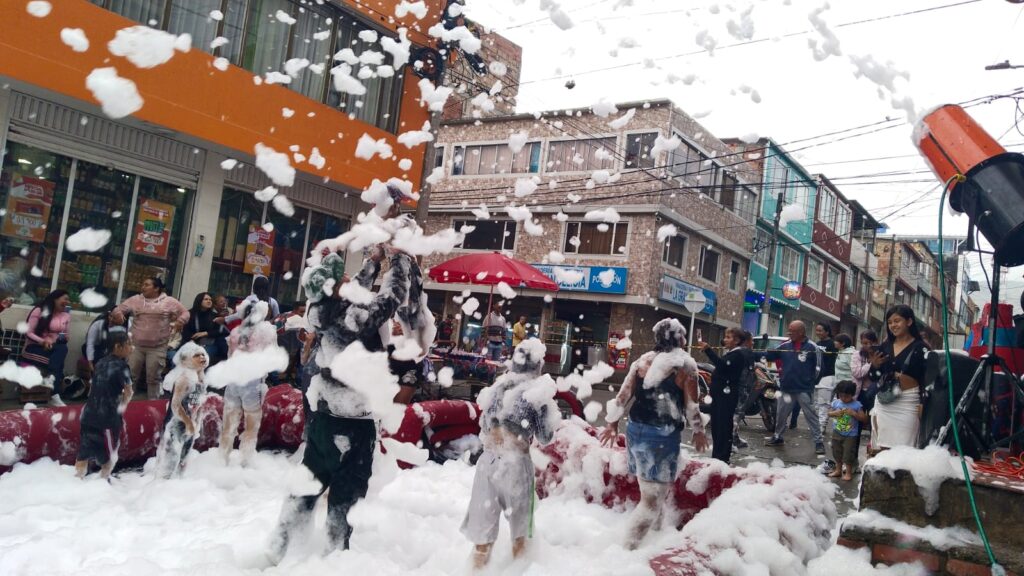 Servicio de cañones de espuma para fiestas en Villavicencio