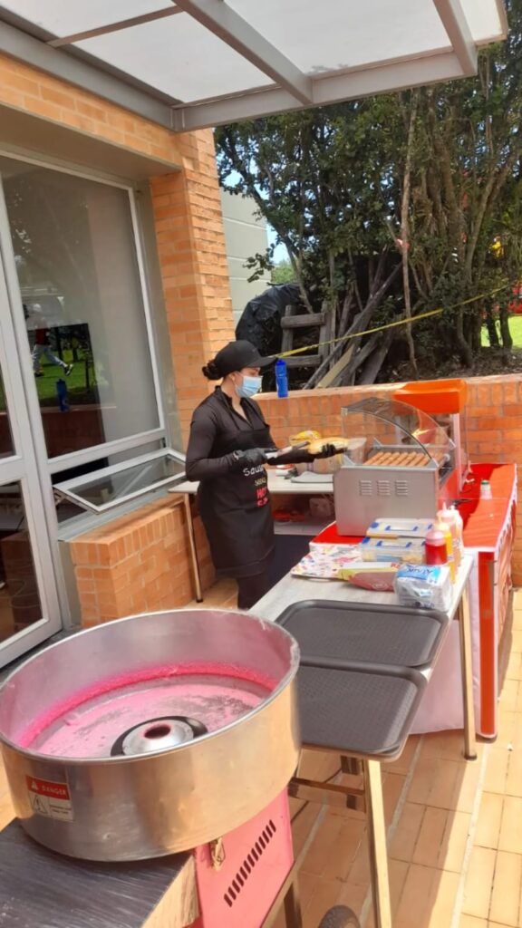 Carros de alimentos con operador para eventos en toda Colombia